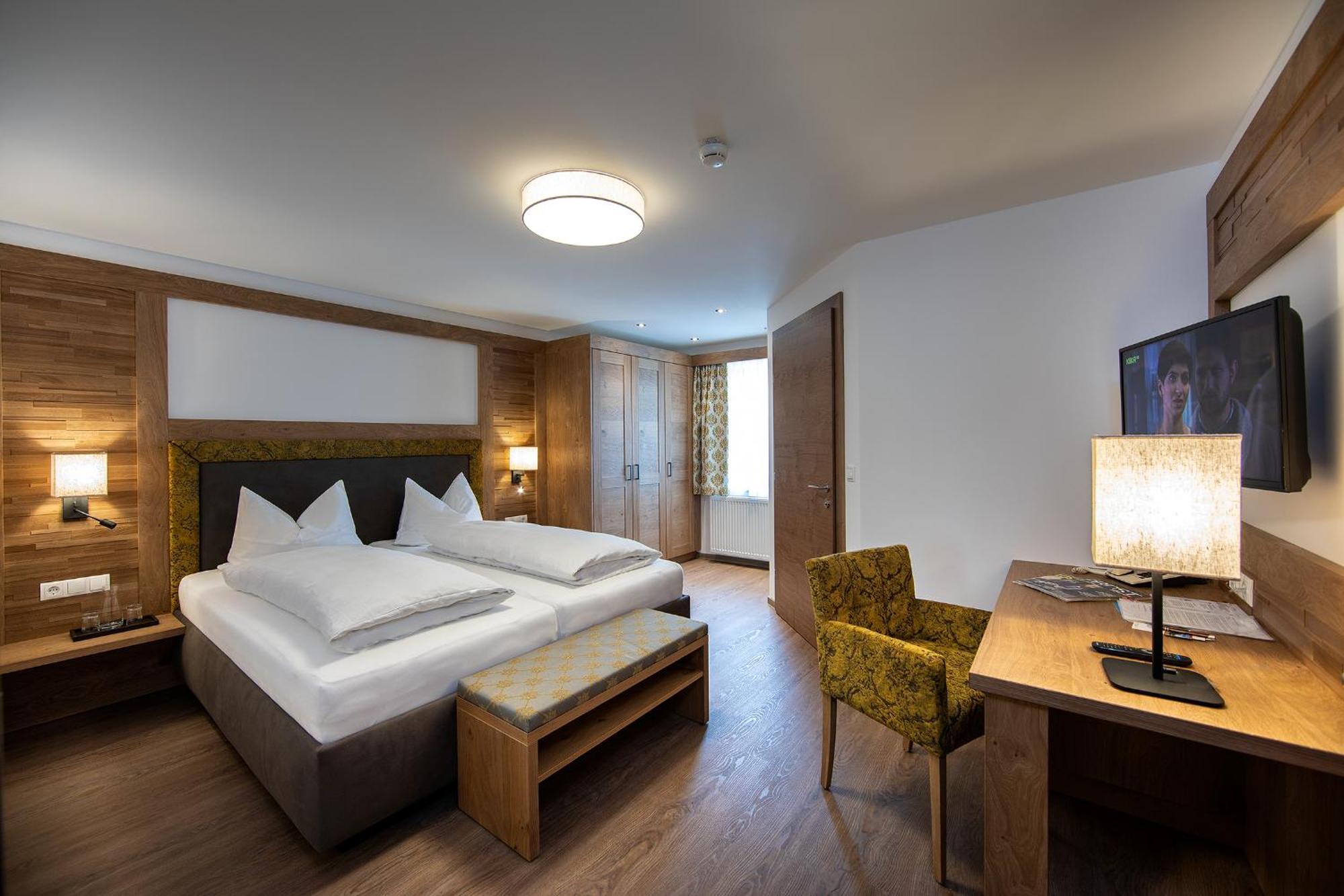 Hotel Huberhof Innsbruck Chambre photo